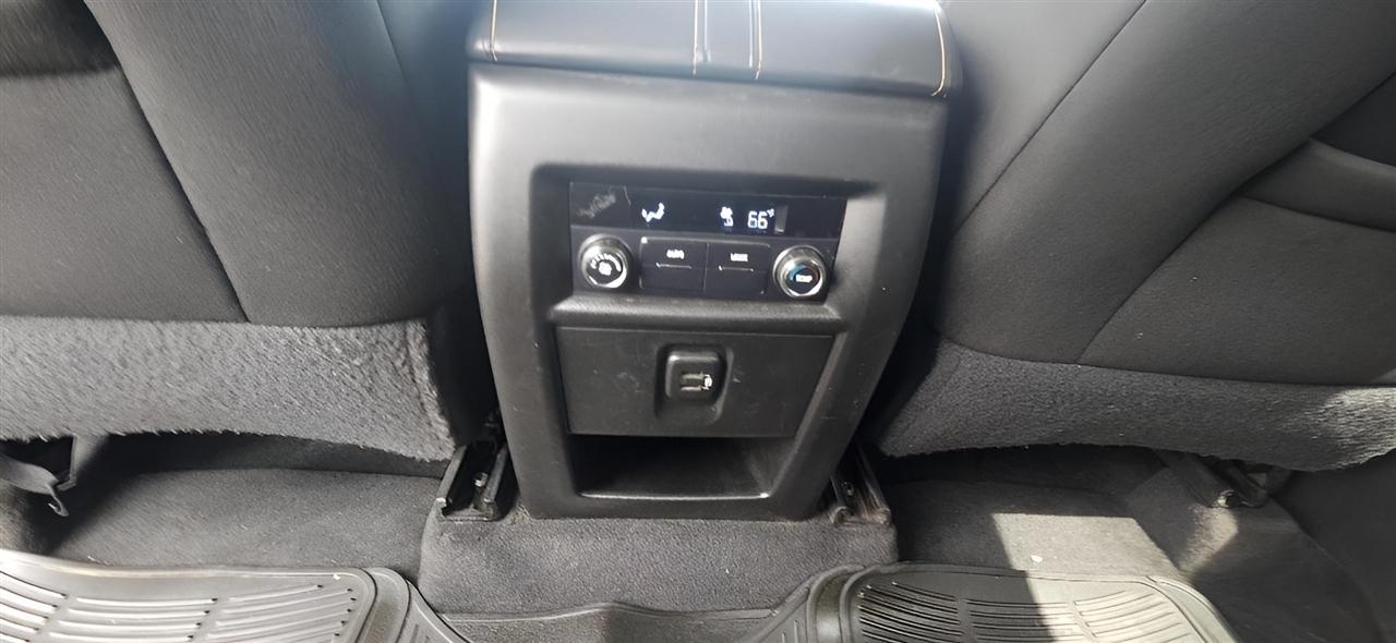 Chevrolet Traverse AWD 4dr LT Cloth w/1LT 2019