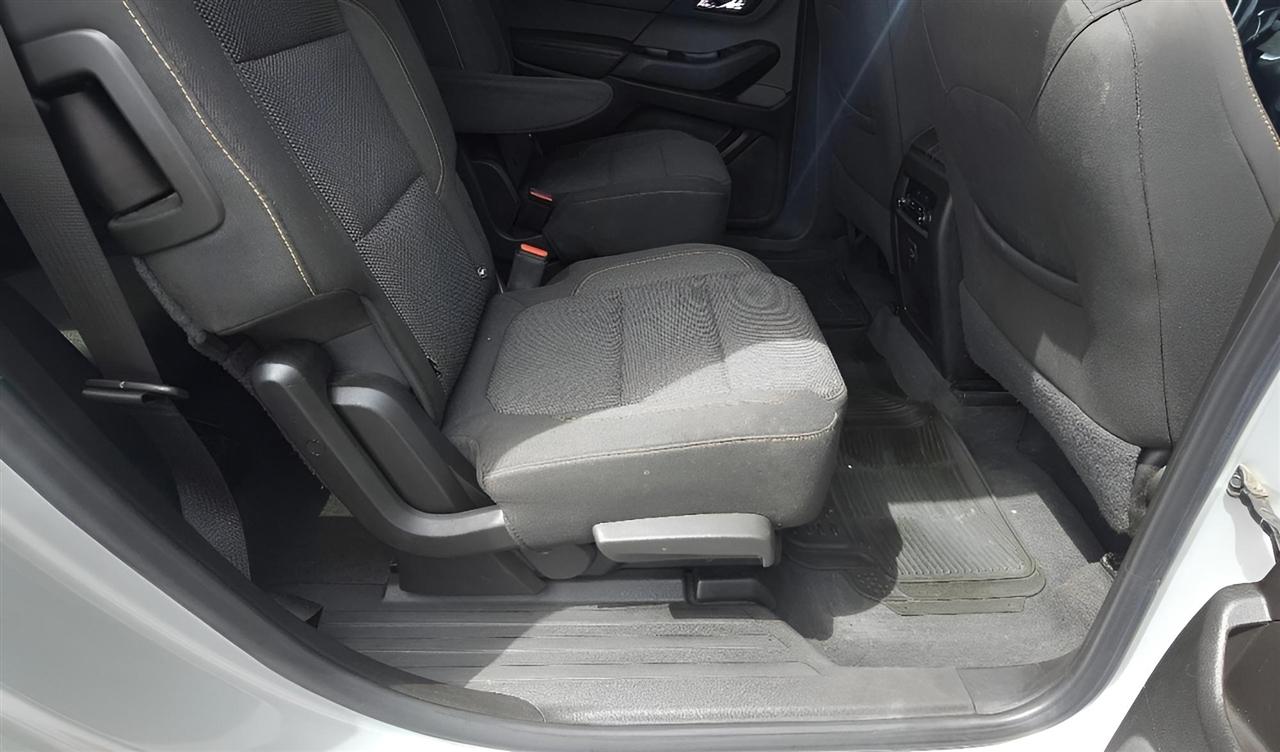 Chevrolet Traverse AWD 4dr LT Cloth w/1LT 2019