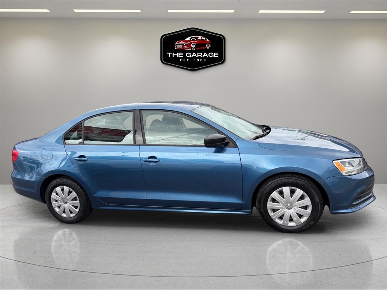 Volkswagen Jetta Sedan 4dr Auto 2.0L S 2015