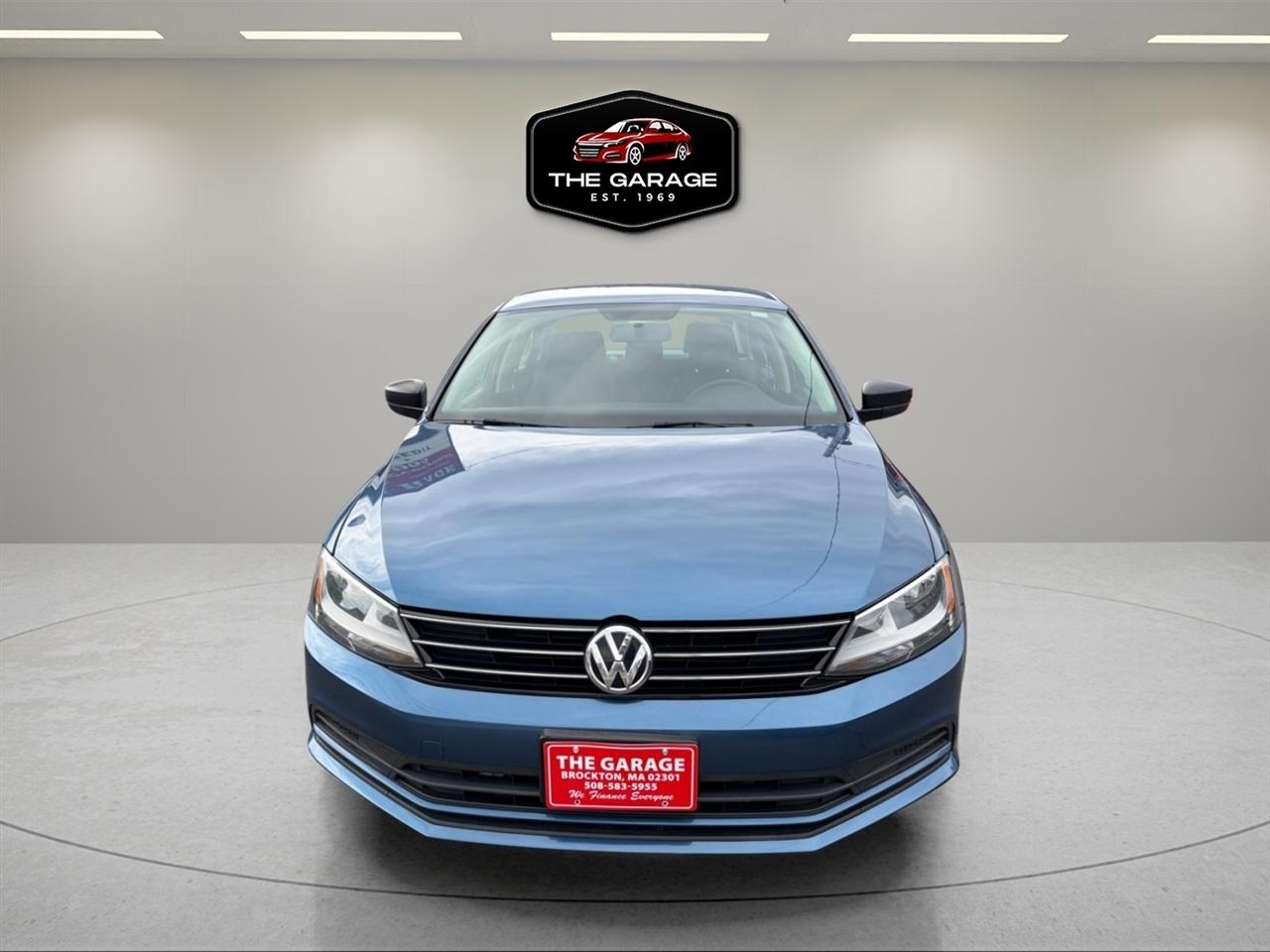 Volkswagen Jetta Sedan 4dr Auto 2.0L S 2015