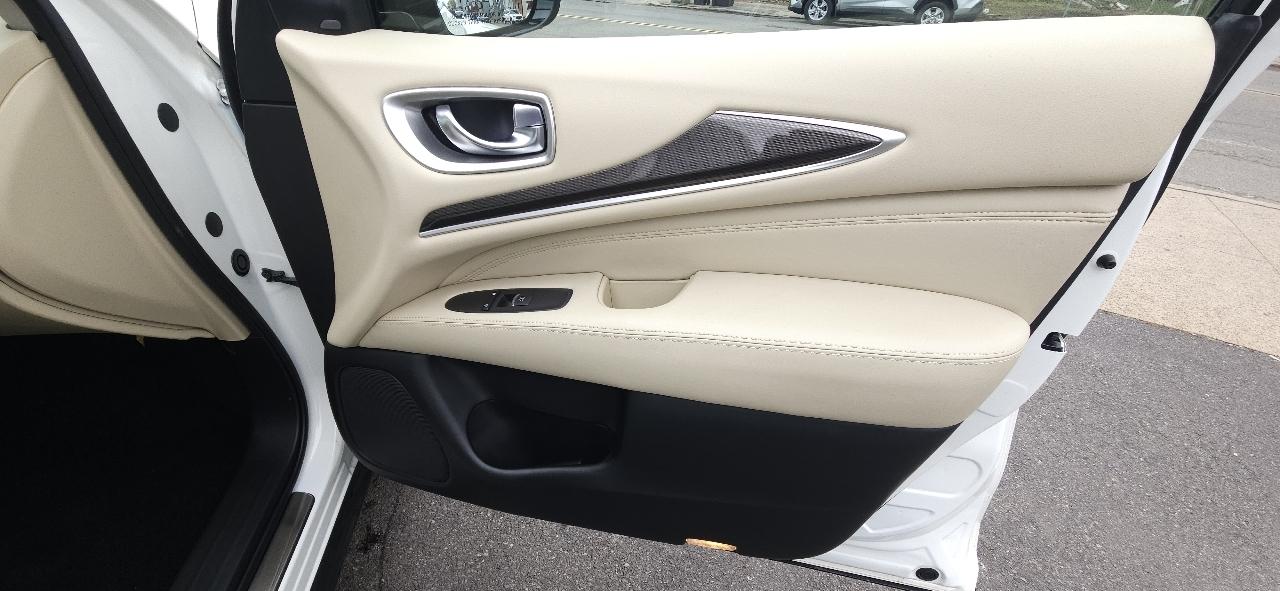 Infiniti QX60 LUXE AWD 2019