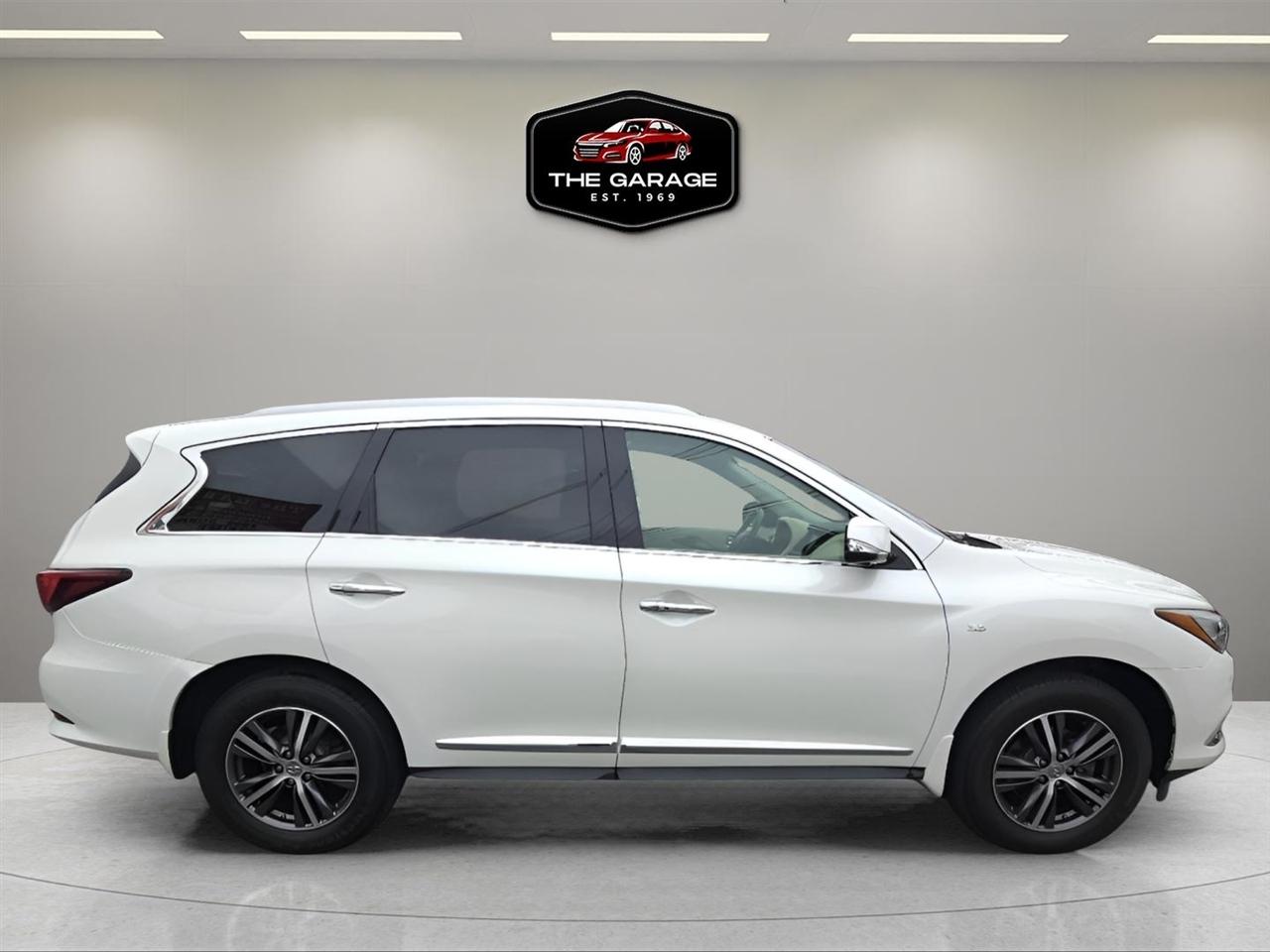 Infiniti QX60 LUXE AWD 2019