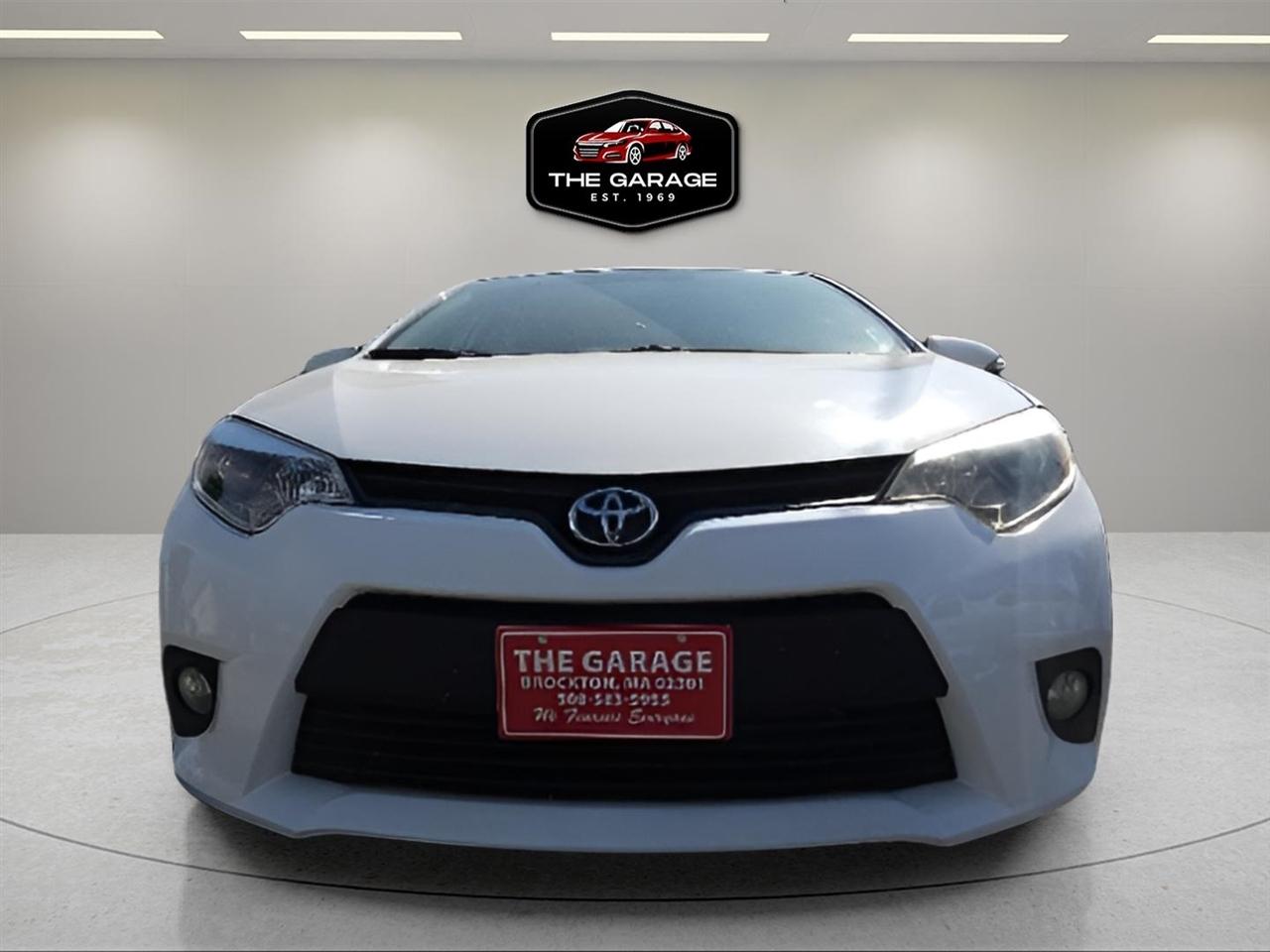 Toyota Corolla  2015