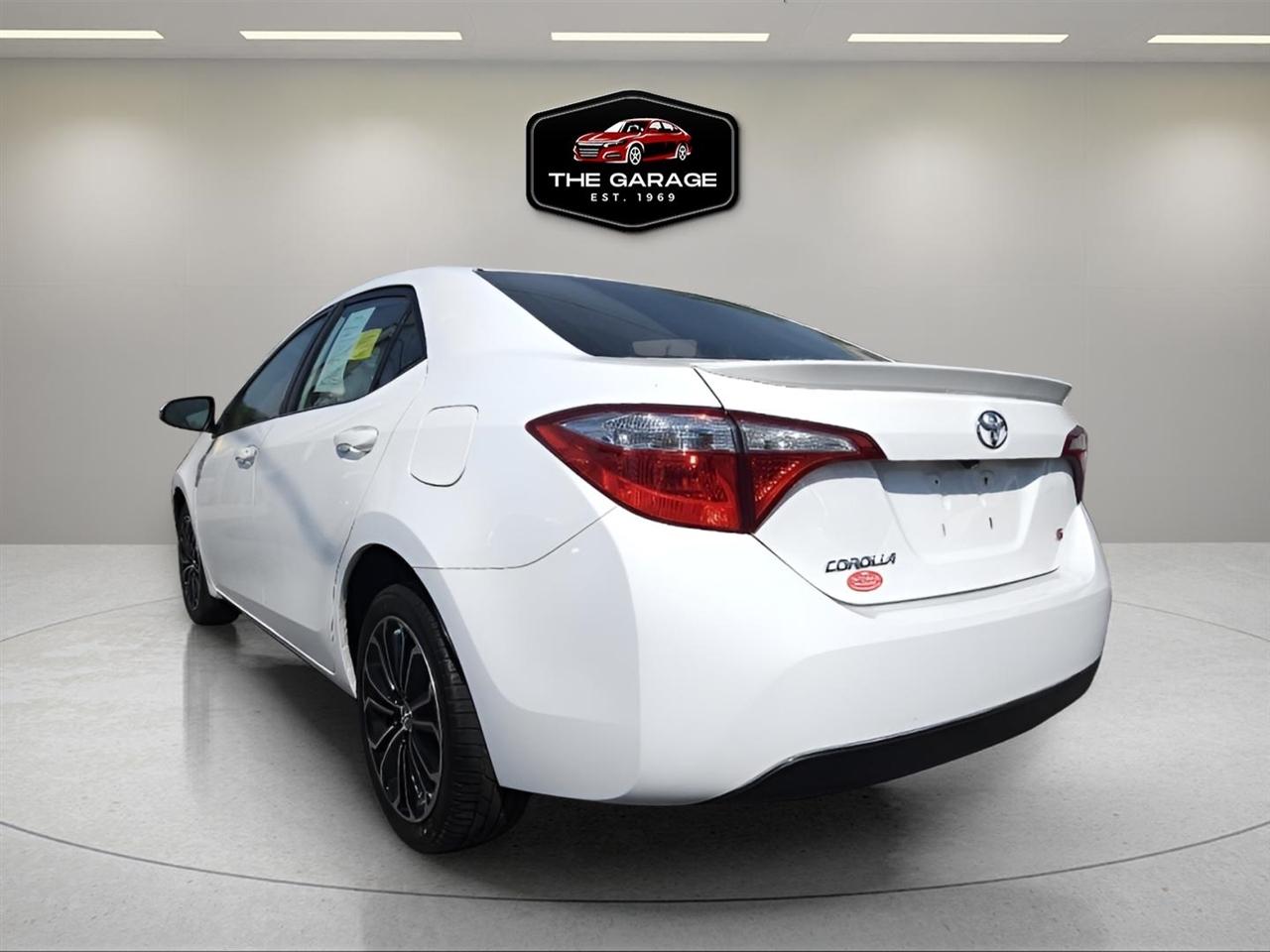 Toyota Corolla  2015