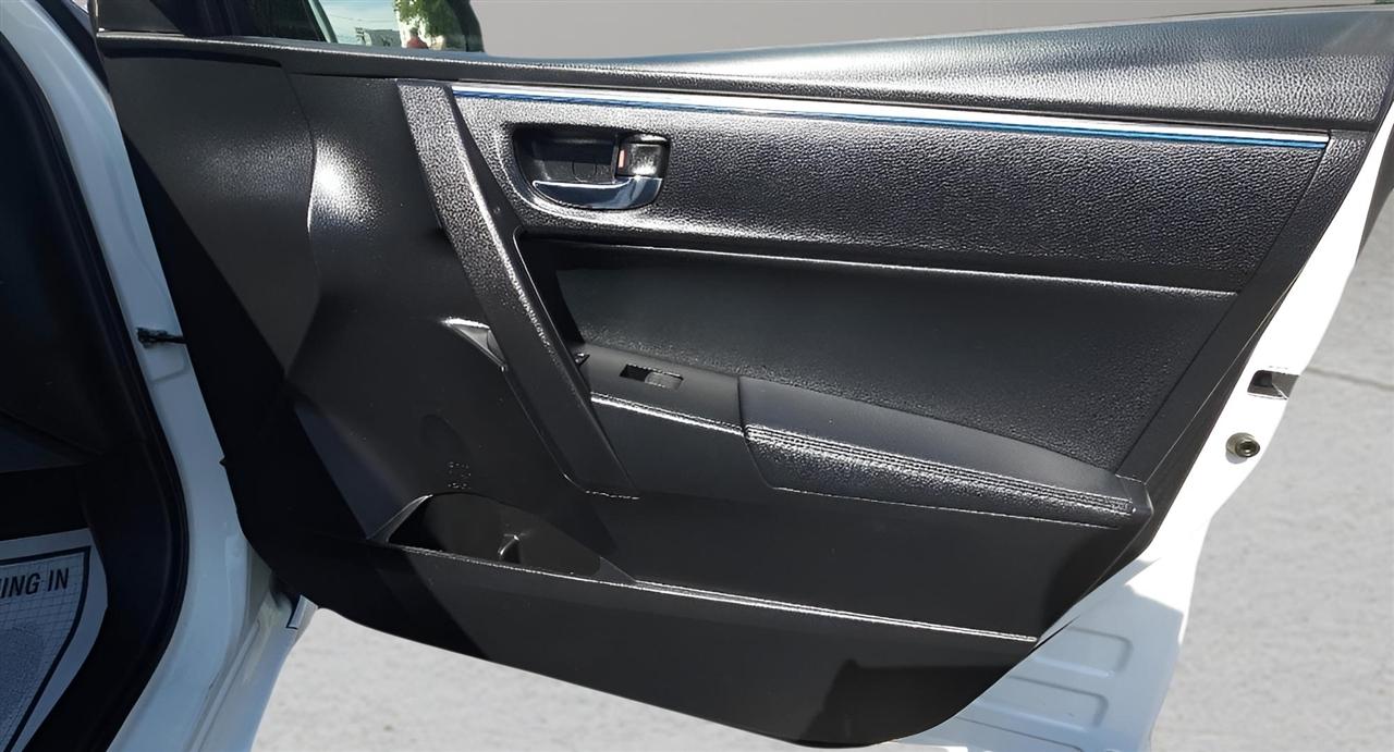Toyota Corolla  2015