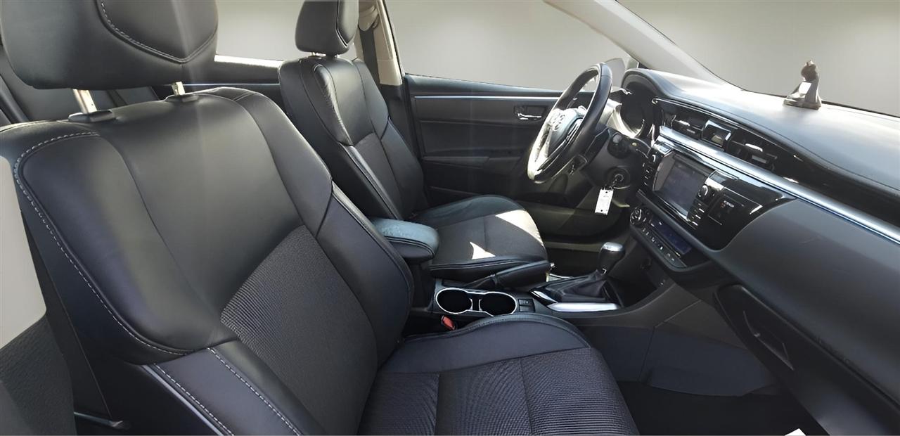 Toyota Corolla  2015