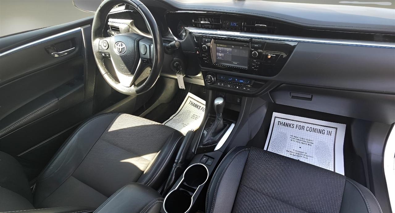 Toyota Corolla  2015