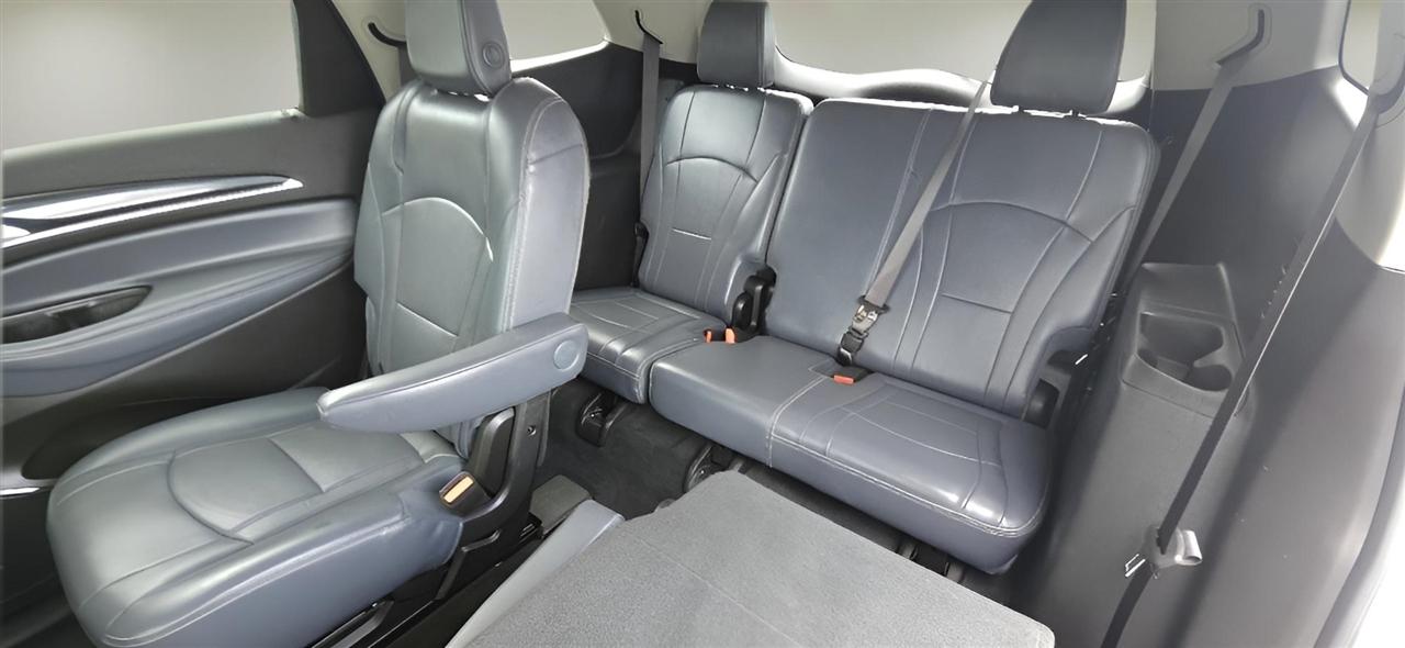 Buick Enclave AWD 4dr Essence 2018