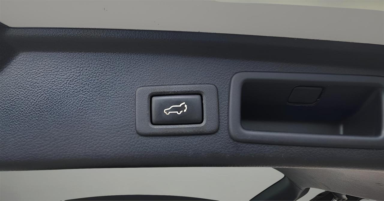 Subaru Forester 2.5i Limited 2017
