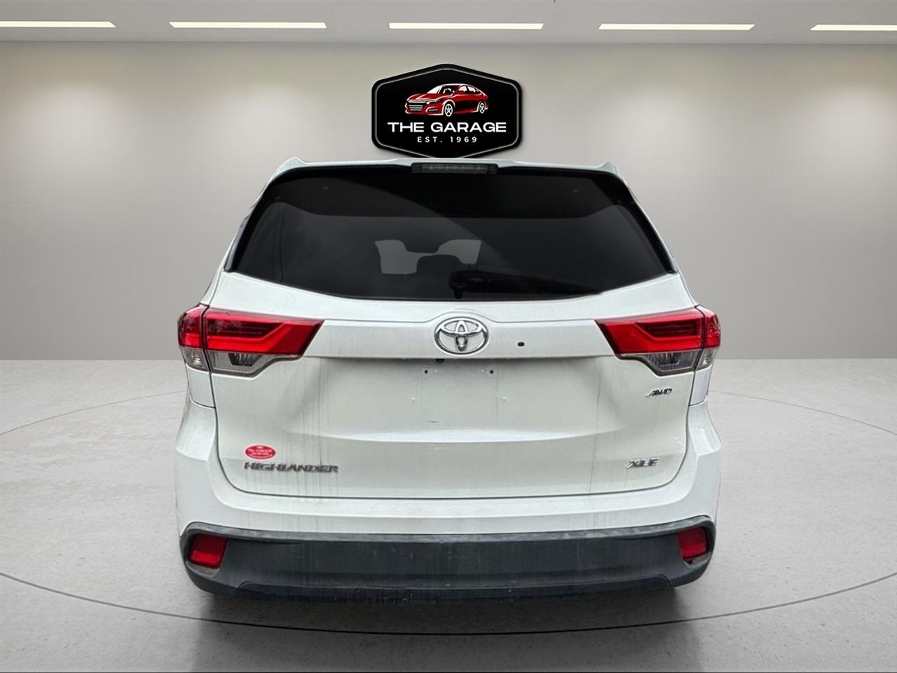 Toyota Highlander XLE V6 AWD (Natl) 2018