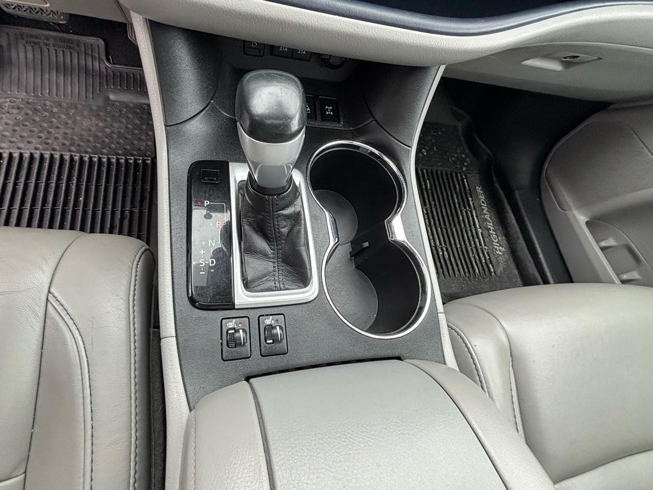 Toyota Highlander XLE V6 AWD (Natl) 2018