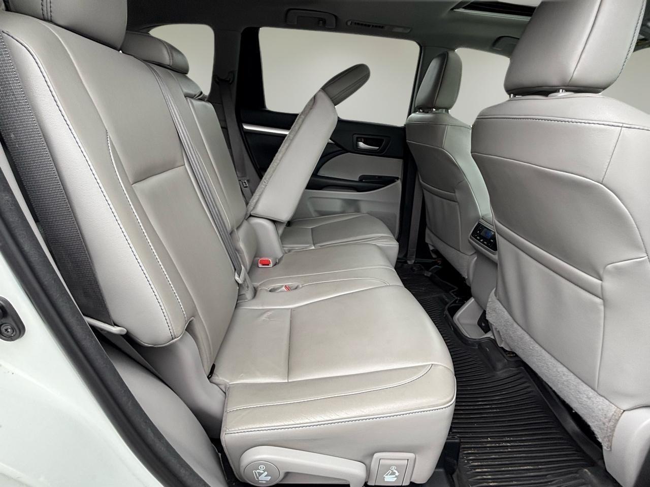 Toyota Highlander XLE V6 AWD (Natl) 2018