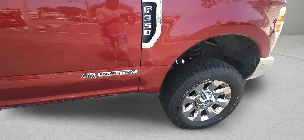 Ford Super Duty F-350 SRW Lariat 4WD Crew Cab 8' Box 2019