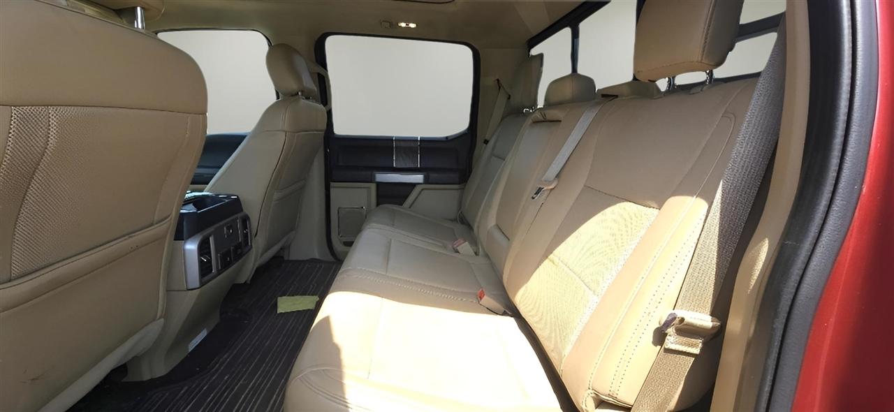 Ford Super Duty F-350 SRW Lariat 4WD Crew Cab 8' Box 2019