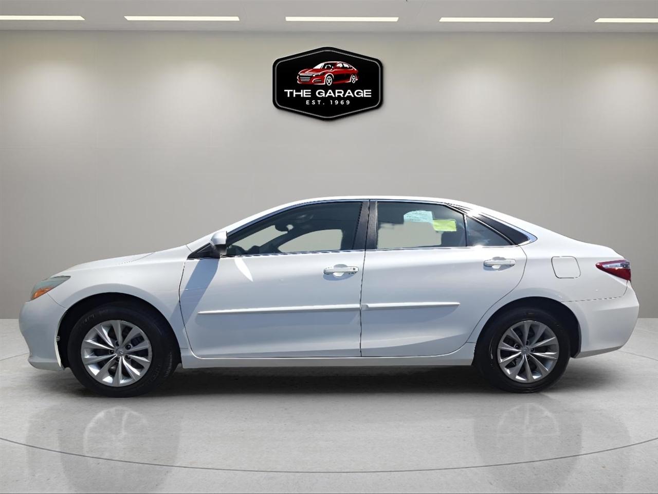 Toyota Camry  2016