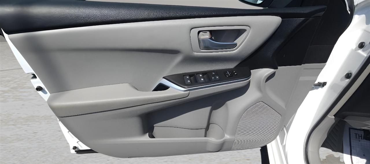 Toyota Camry  2016
