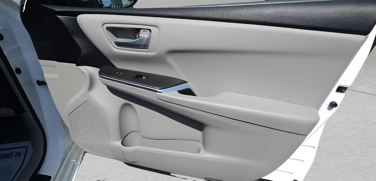Toyota Camry  2016