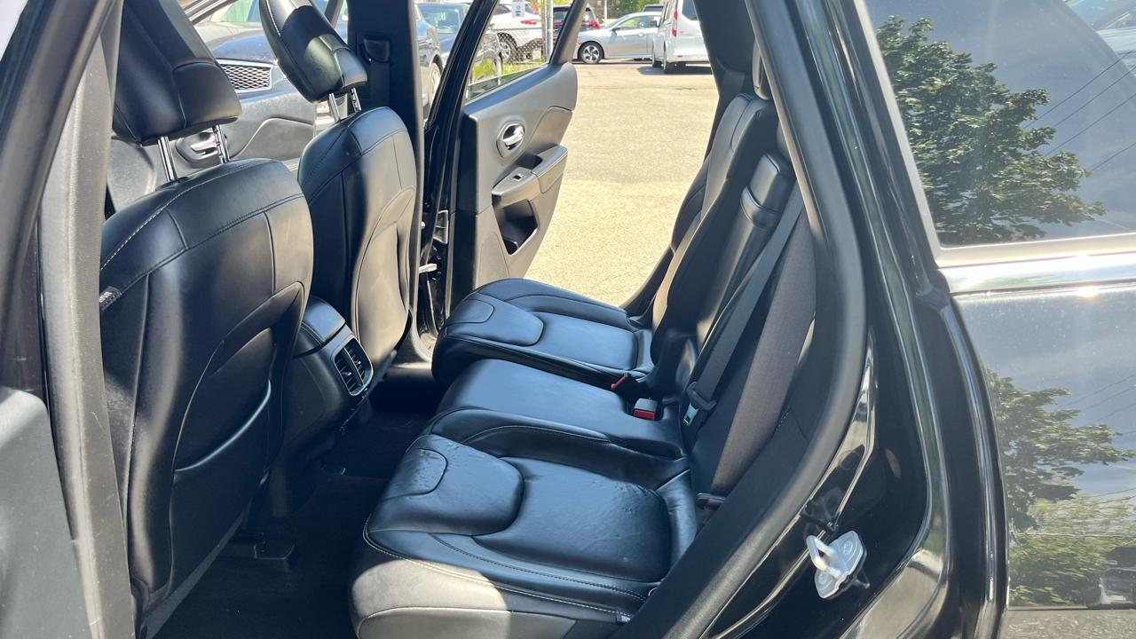 Jeep Cherokee 4WD 4dr Limited 2016