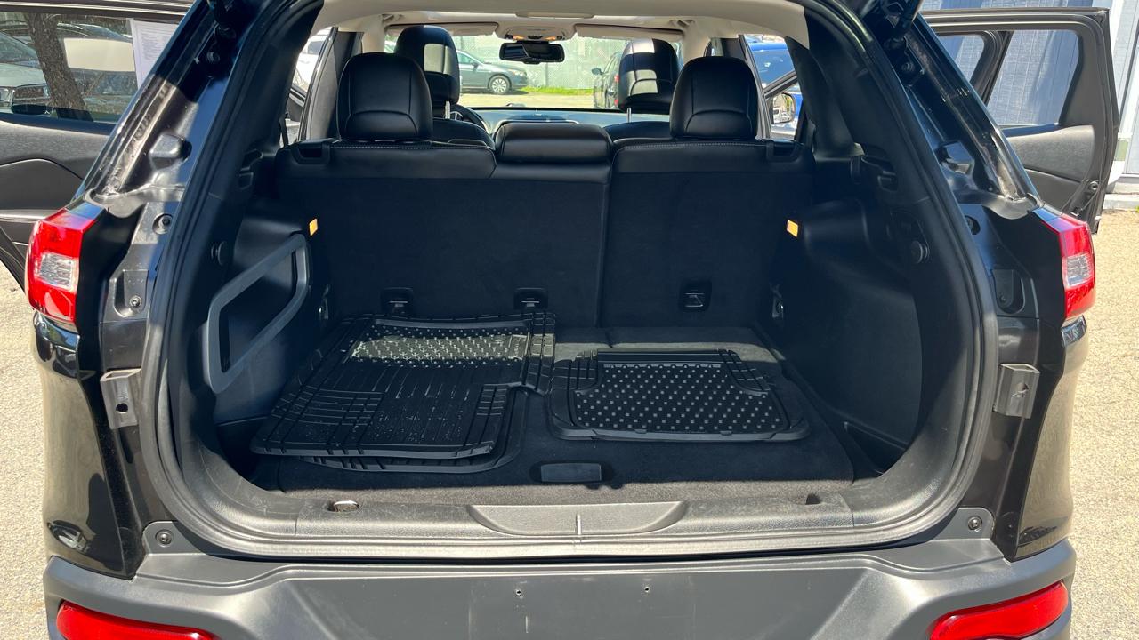 Jeep Cherokee 4WD 4dr Limited 2016
