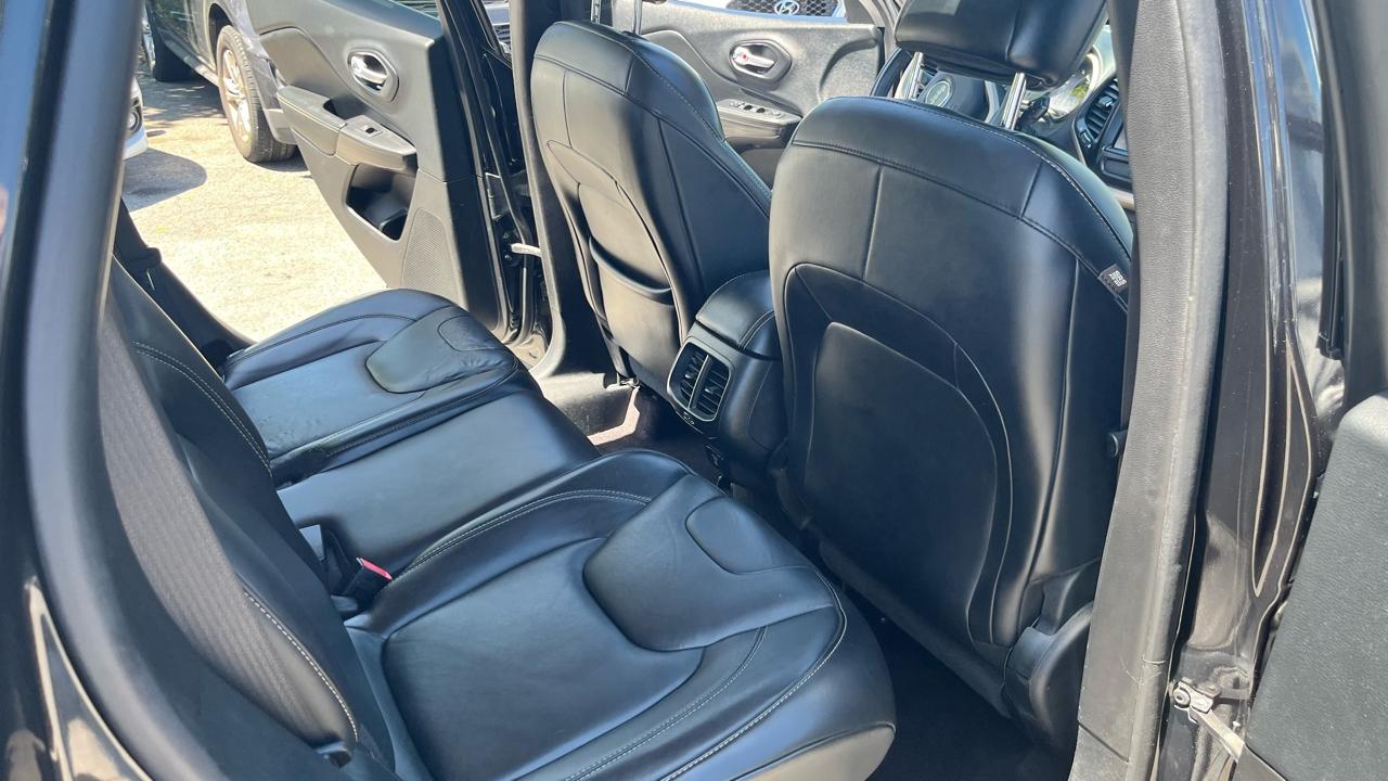 Jeep Cherokee 4WD 4dr Limited 2016