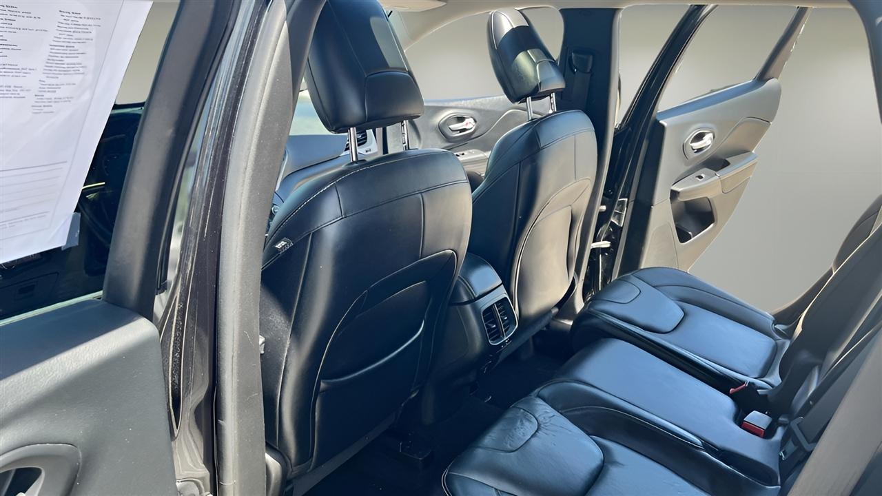 Jeep Cherokee 4WD 4dr Limited 2016