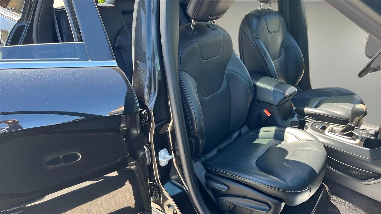 Jeep Cherokee 4WD 4dr Limited 2016