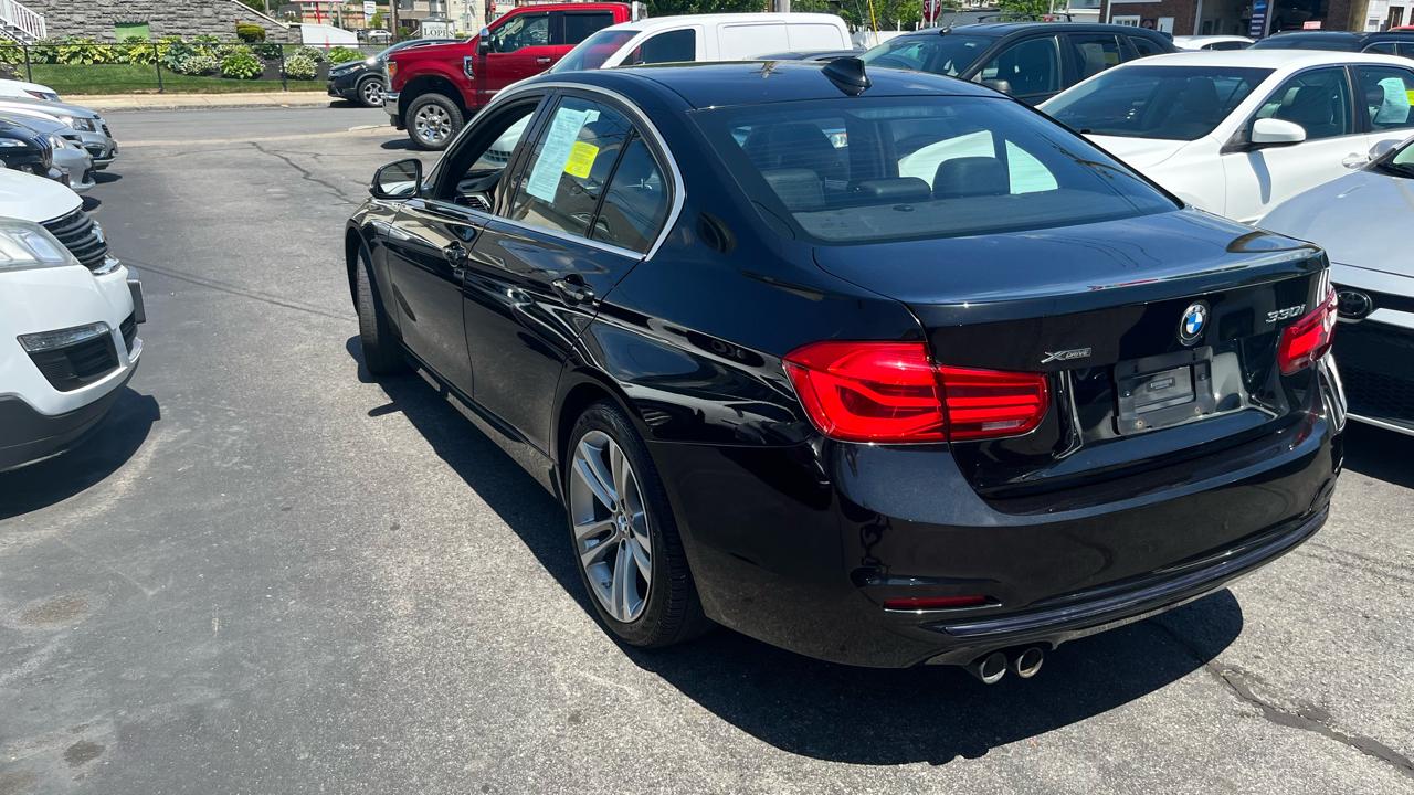 BMW 3 Series 330i xDrive Sedan 2018