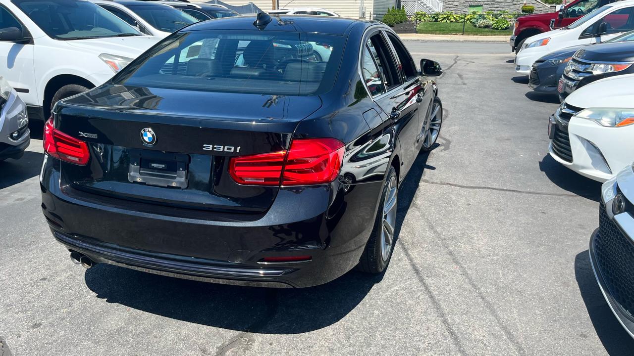 BMW 3 Series 330i xDrive Sedan 2018