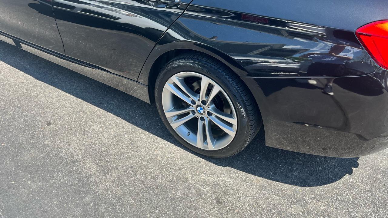 BMW 3 Series 330i xDrive Sedan 2018