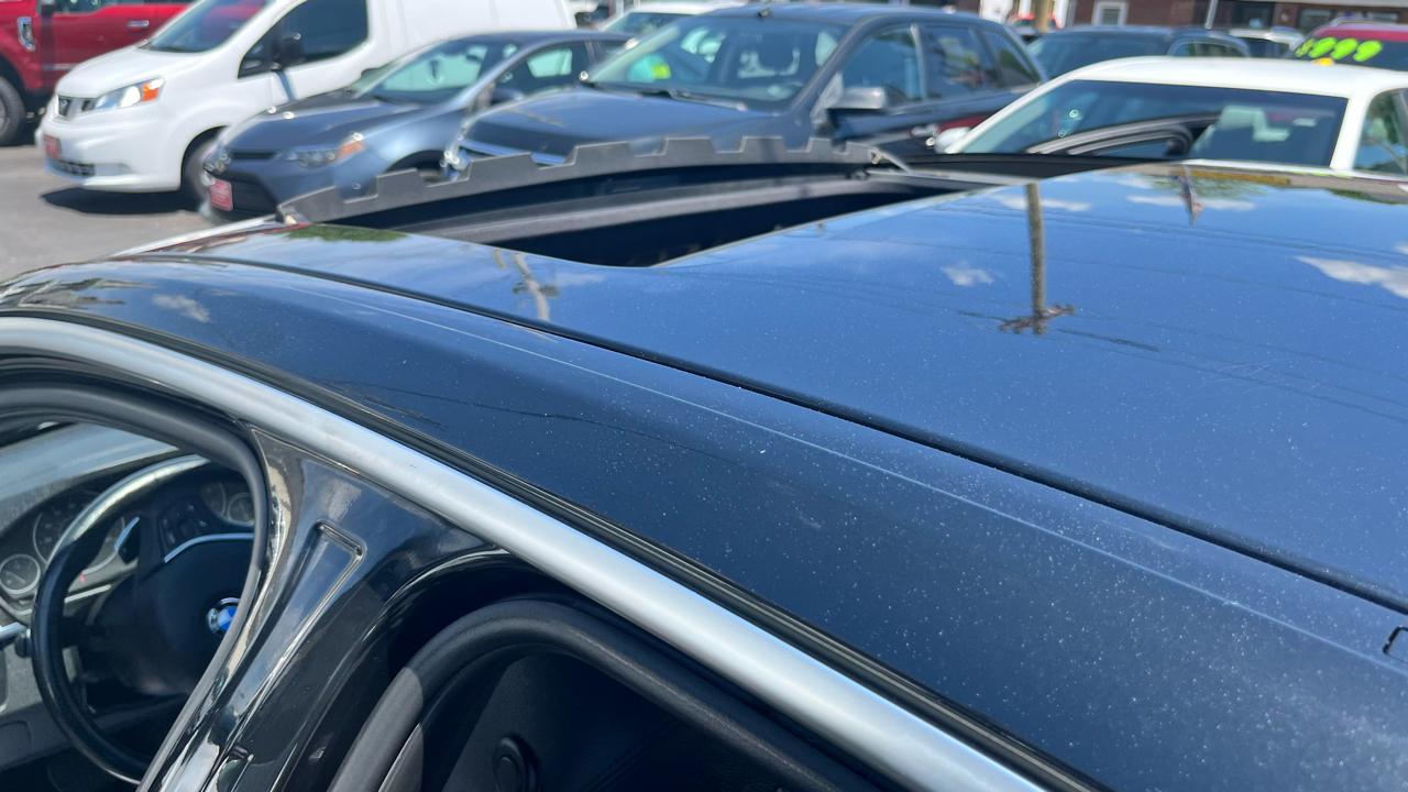 BMW 3 Series 330i xDrive Sedan 2018