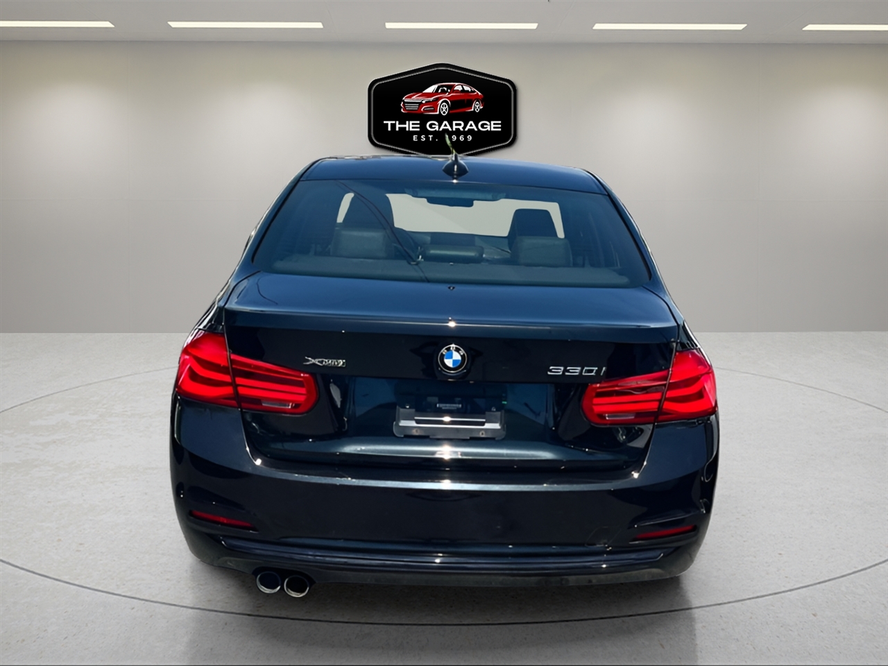BMW 3 Series 330i xDrive Sedan 2018