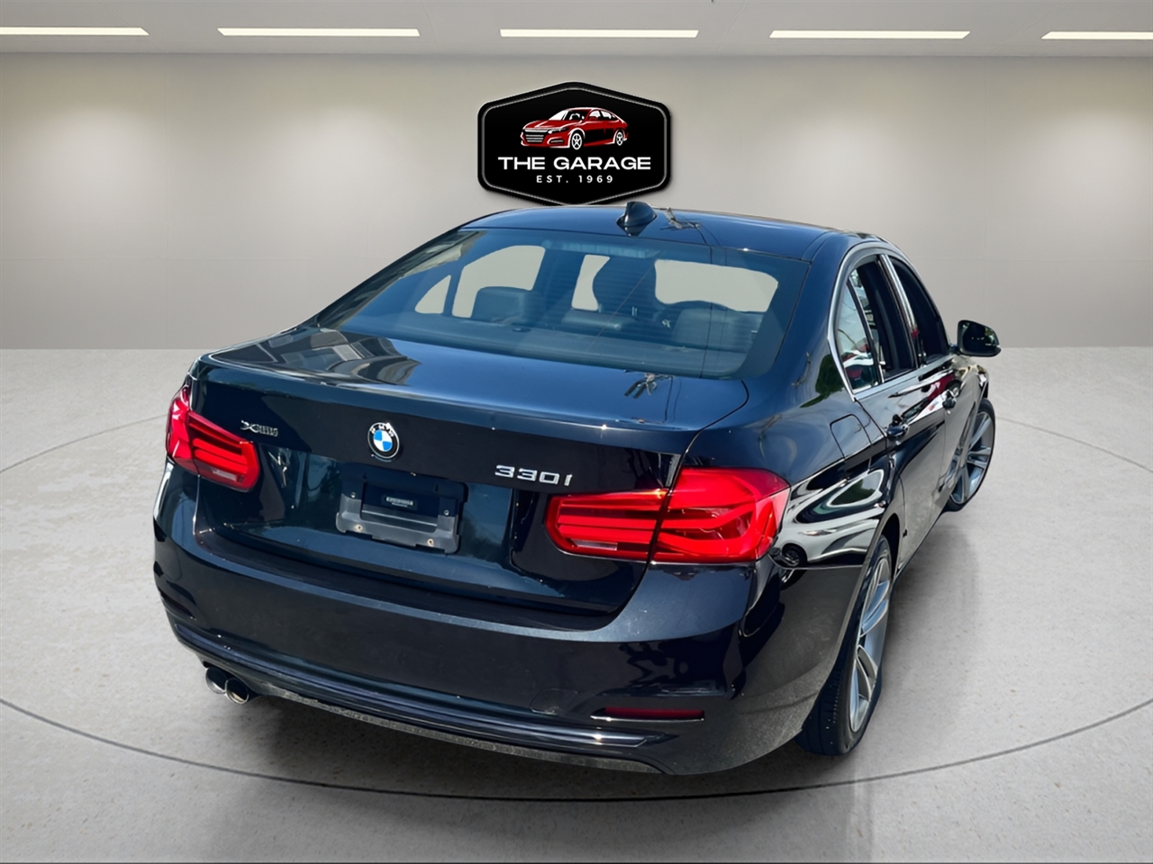 BMW 3 Series 330i xDrive Sedan 2018