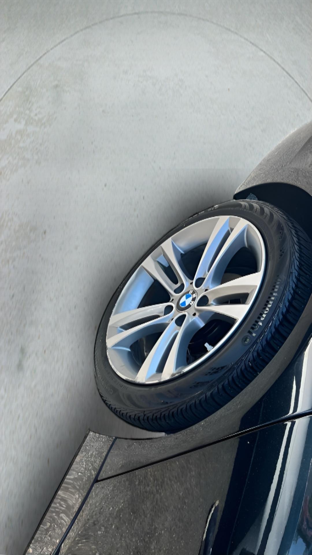 BMW 3 Series 330i xDrive Sedan 2018