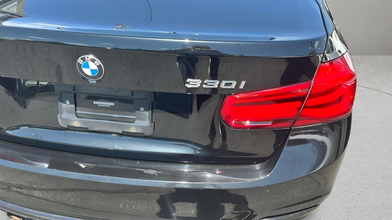 BMW 3 Series 330i xDrive Sedan 2018
