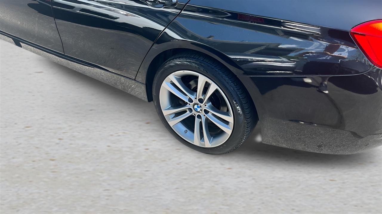 BMW 3 Series 330i xDrive Sedan 2018