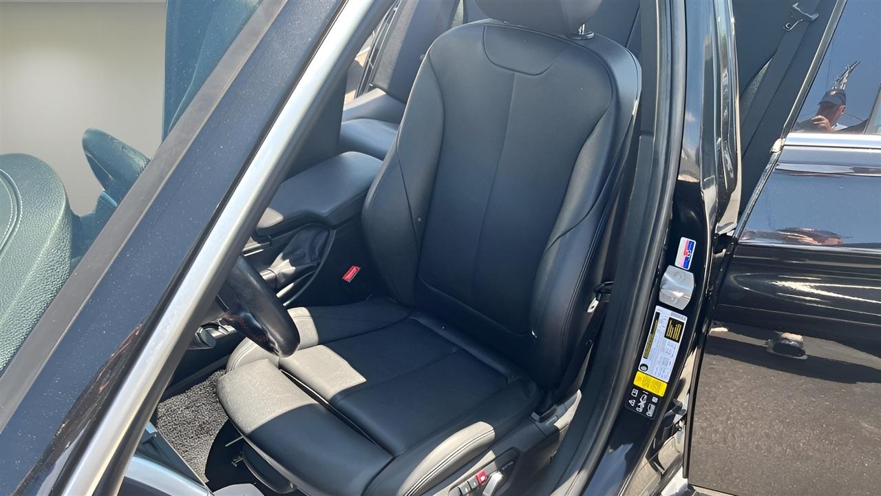 BMW 3 Series 330i xDrive Sedan 2018