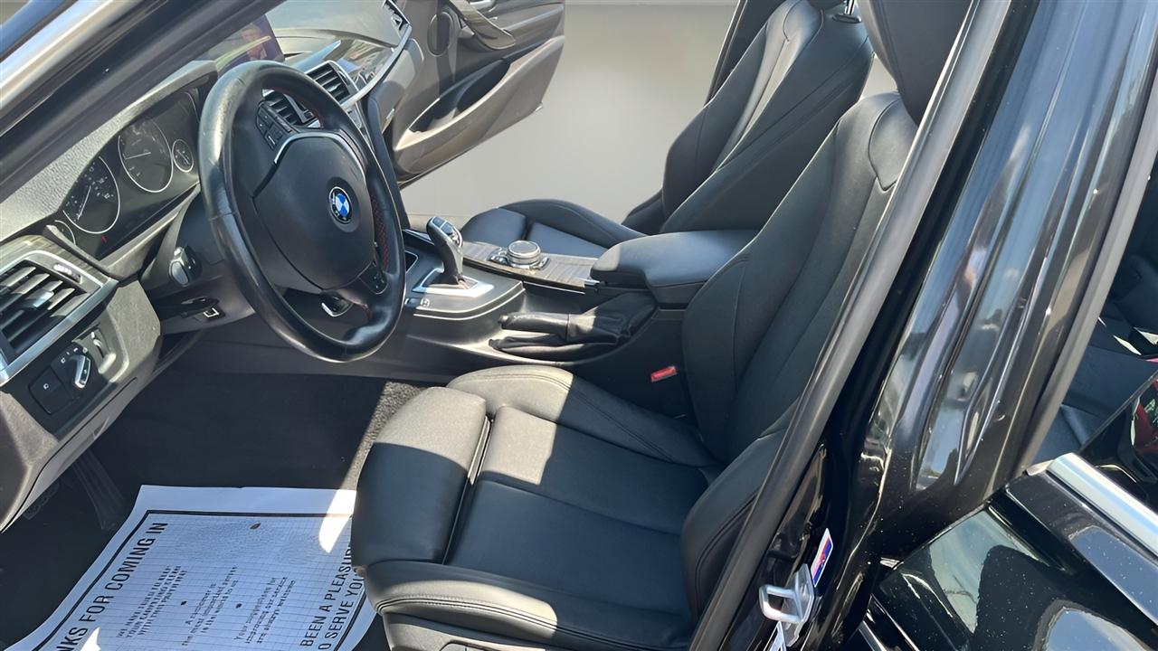 BMW 3 Series 330i xDrive Sedan 2018