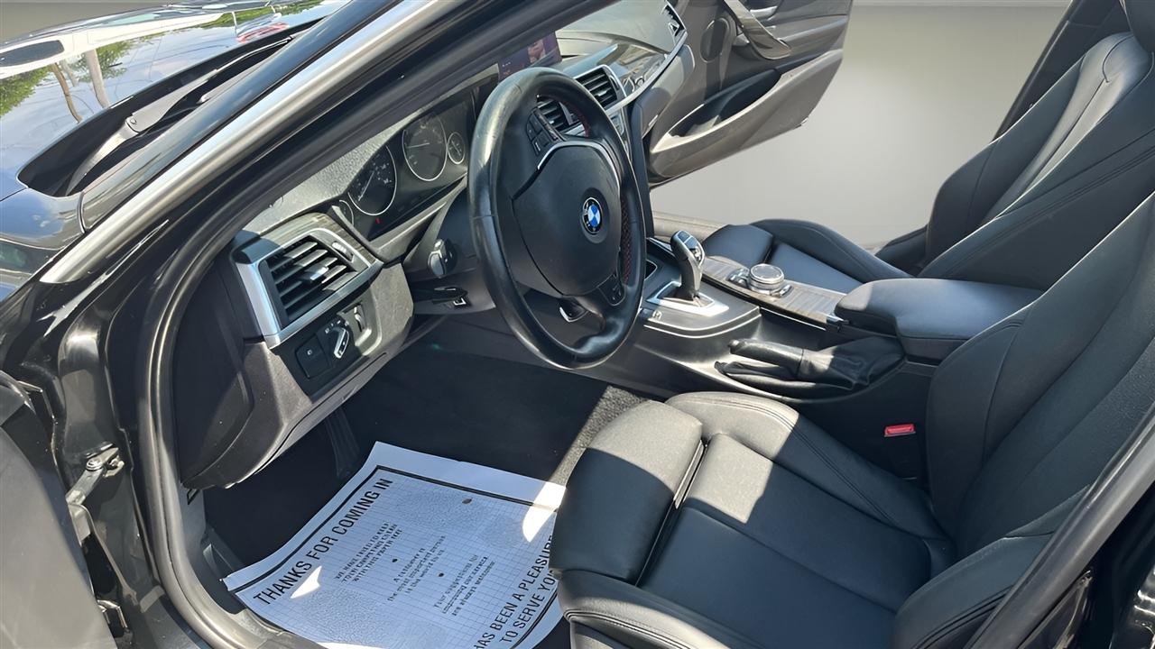 BMW 3 Series 330i xDrive Sedan 2018