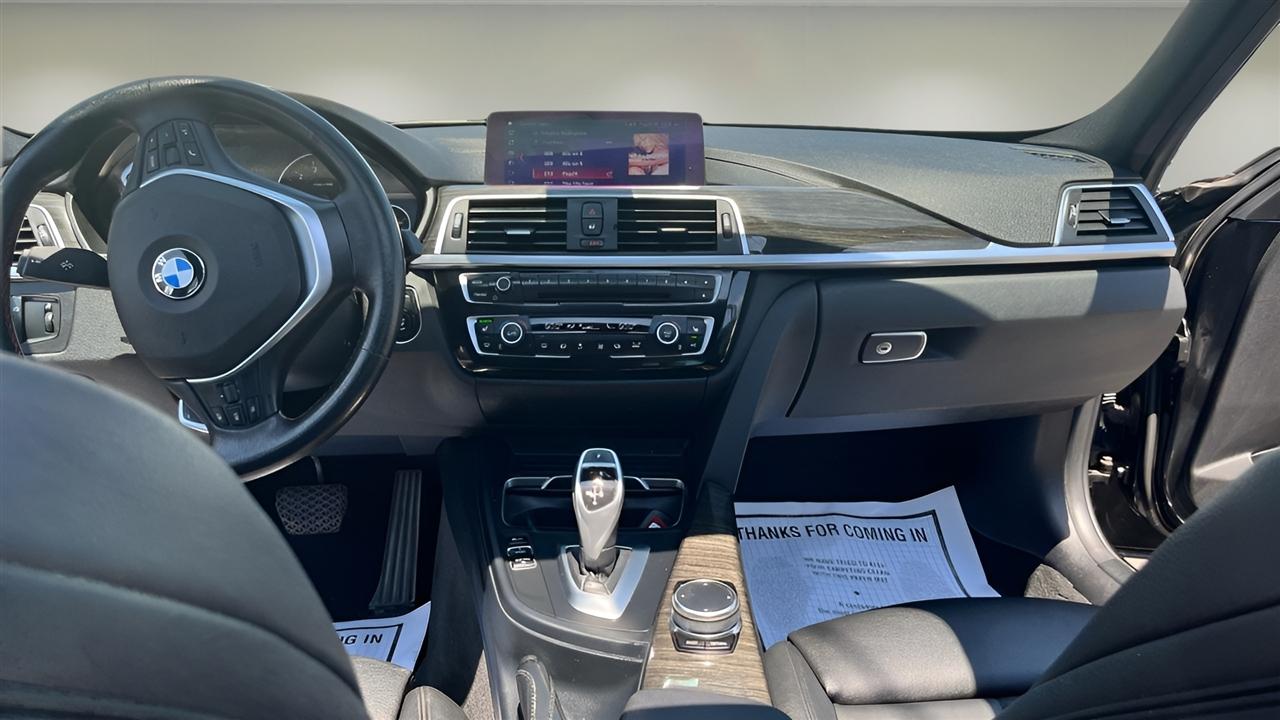 BMW 3 Series 330i xDrive Sedan 2018