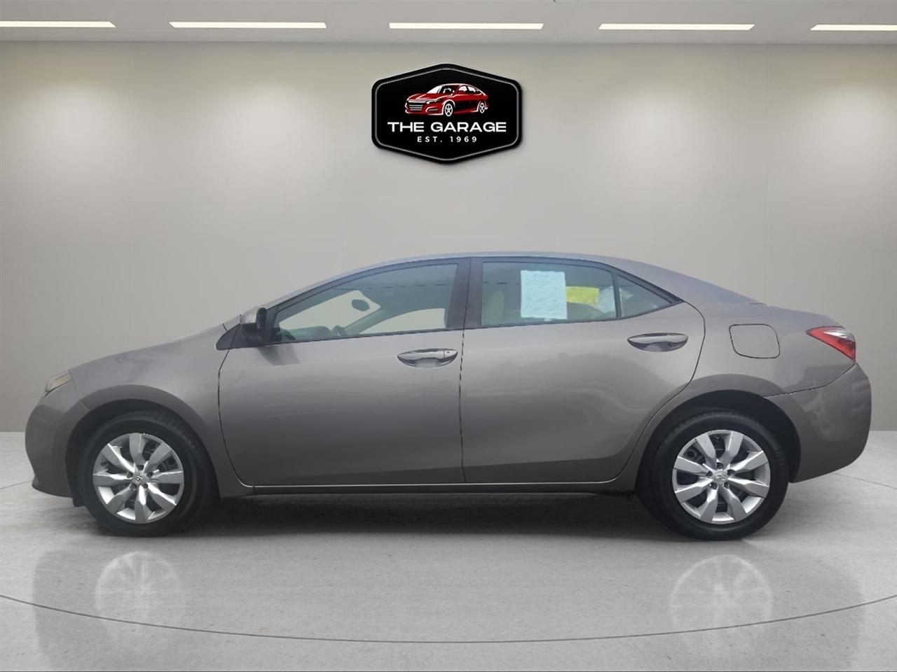 Toyota Corolla  2015