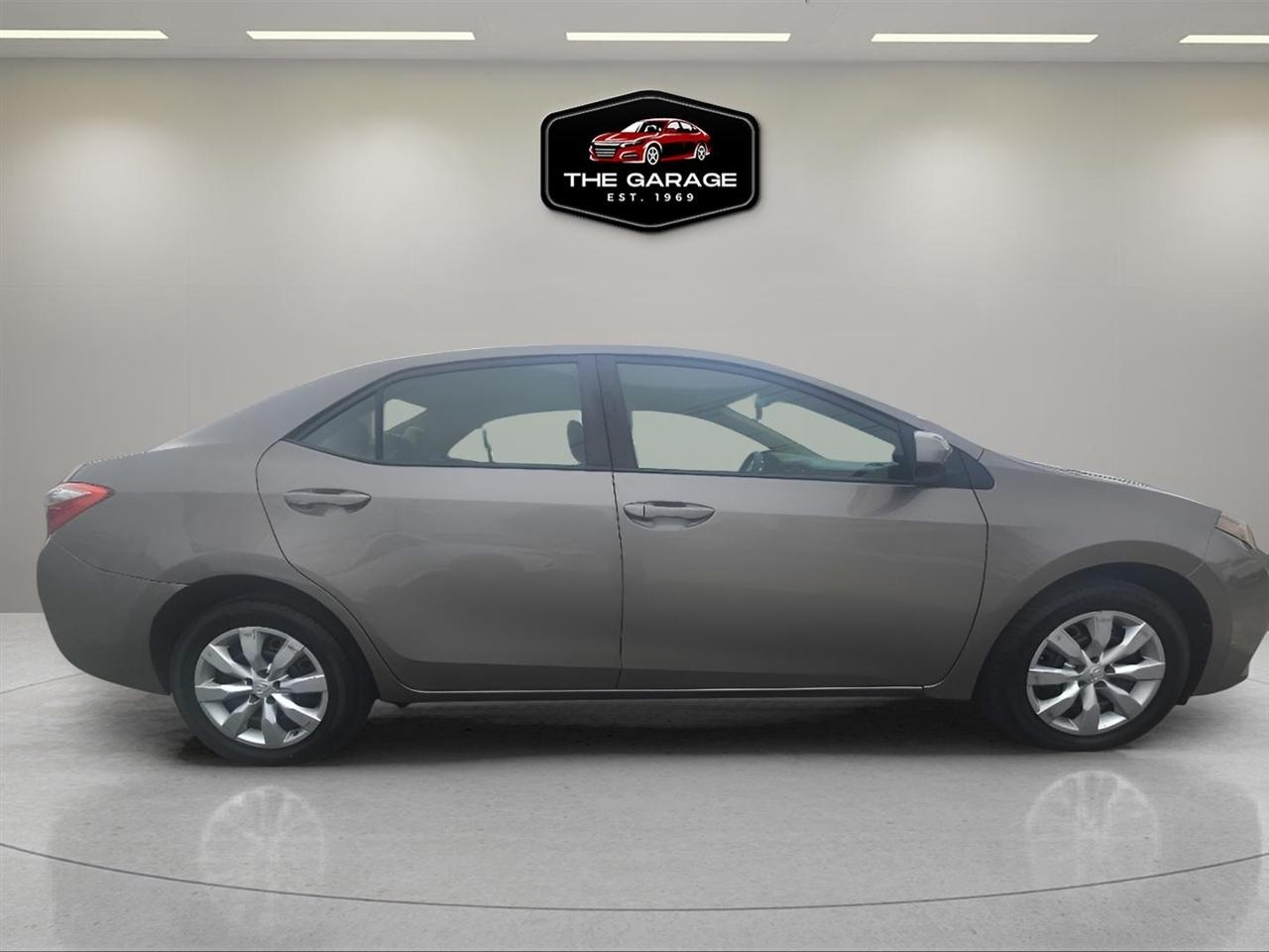 Toyota Corolla  2015