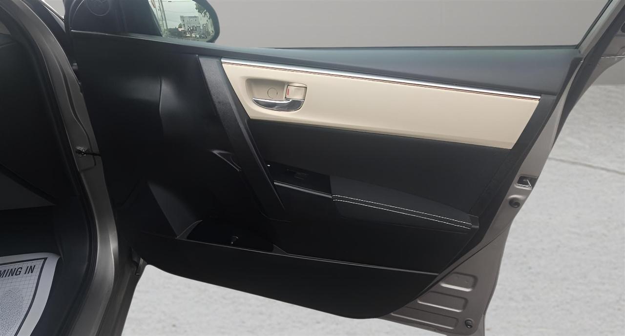 Toyota Corolla  2015