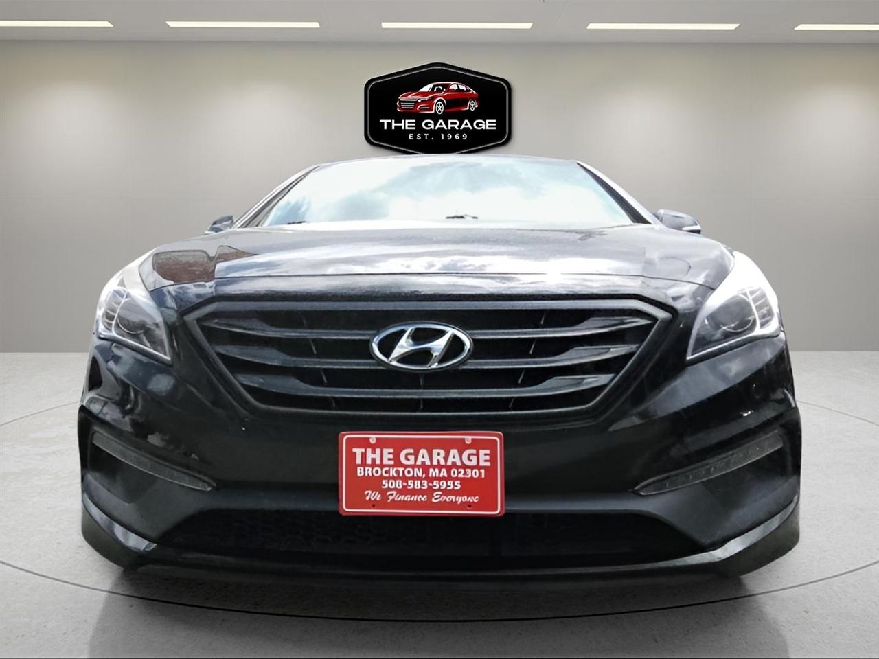 Hyundai Sonata 4dr Sdn 2.4L Sport PZEV 2015
