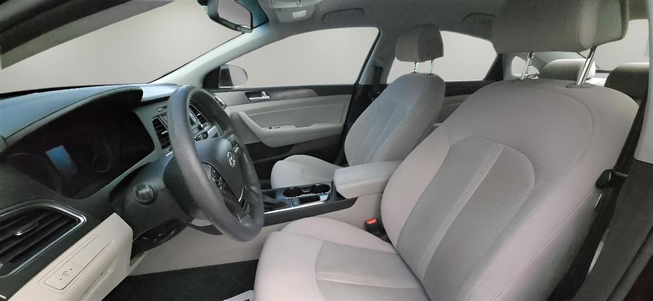 Hyundai Sonata 4dr Sdn 2.4L Sport PZEV 2015