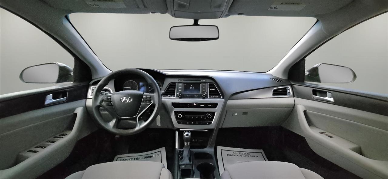 Hyundai Sonata 4dr Sdn 2.4L Sport PZEV 2015