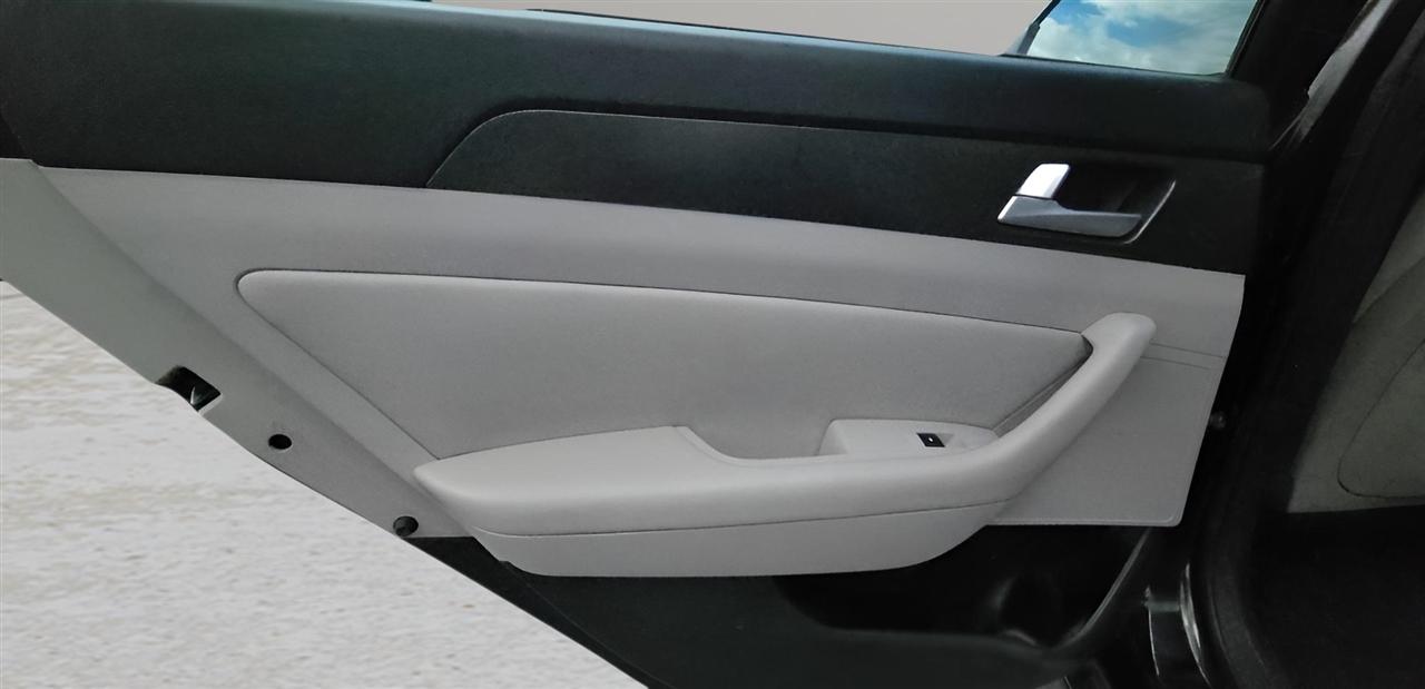 Hyundai Sonata 4dr Sdn 2.4L Sport PZEV 2015