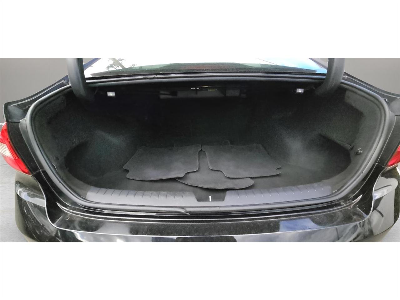 Hyundai Sonata 4dr Sdn 2.4L Sport PZEV 2015