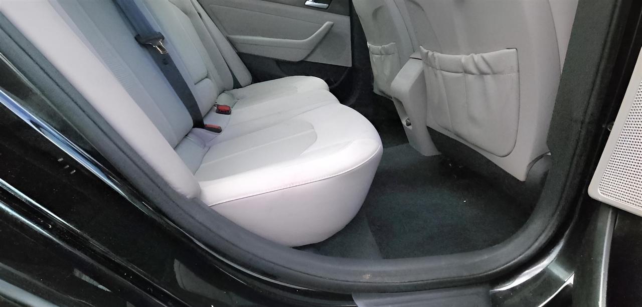 Hyundai Sonata 4dr Sdn 2.4L Sport PZEV 2015