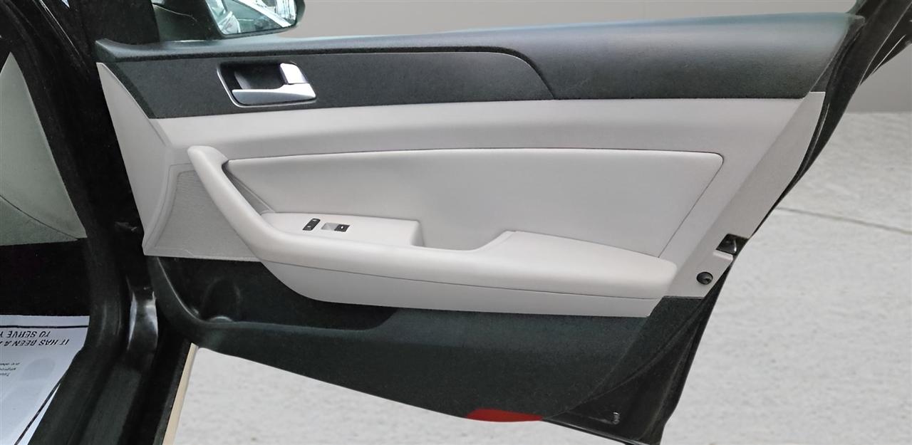 Hyundai Sonata 4dr Sdn 2.4L Sport PZEV 2015