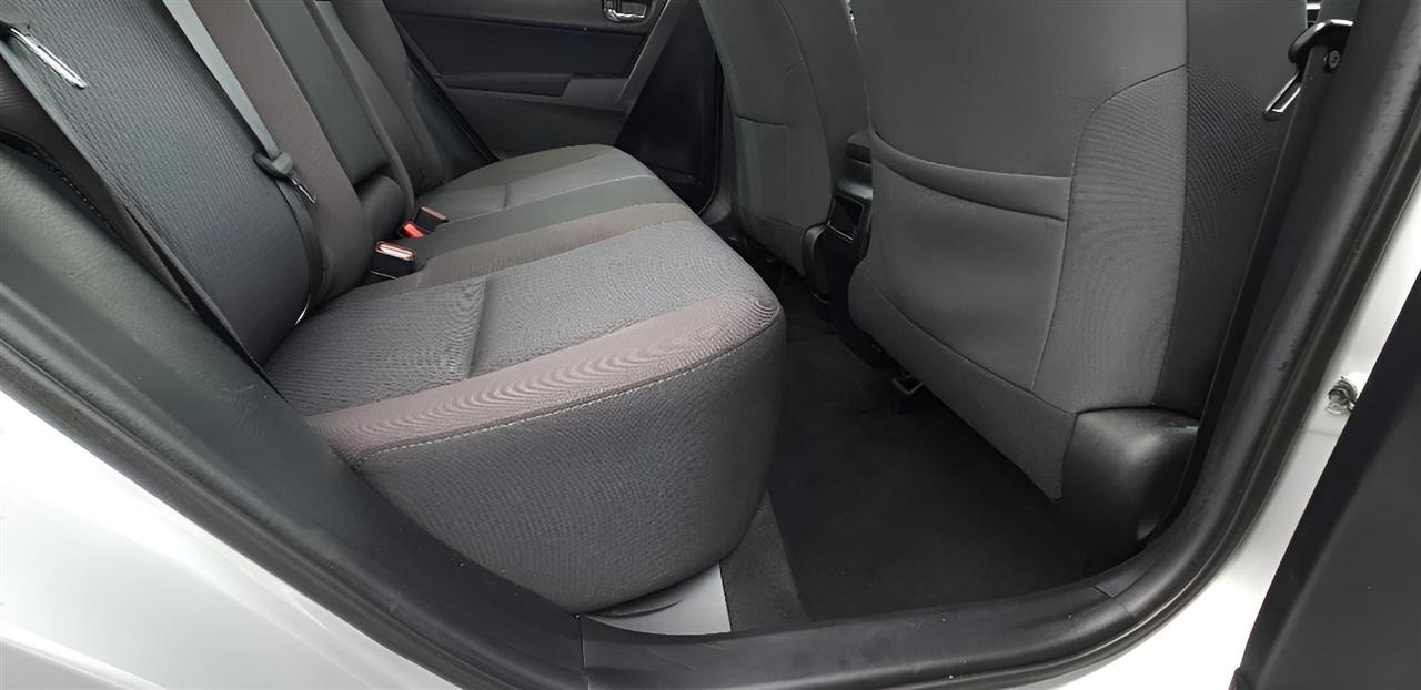 Toyota Corolla LE 2019